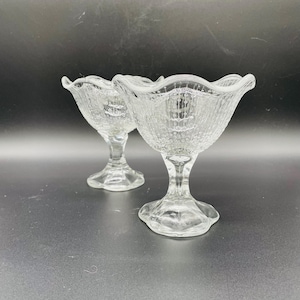 Vintage French Clear Glass Ice Cream Bowls, Set of 6, Lily-shaped Dessert Coupes, Footed Dessert Dishes, Vintage Tableware, Trumpet Flower