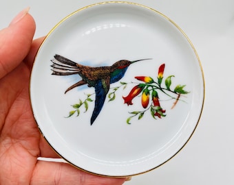 Juego de 6 posavasos de porcelana Fürstenberg / Motivos de pájaros y flores / Borde de oro de 24 quilates / Alemania Occidental, mediados del siglo XX / Década de 1960