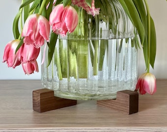 Conjunto de 4 suportes para vasos de plantas em madeira de nogueira, móveis de jardim, expositor exclusivo para vasos de plantas, suportes para plantas, presente para amantes de plantas.