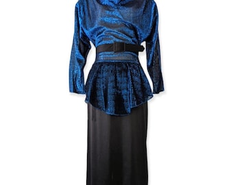 Vintage 70er 80er Jahre Electric Blue Metallic Peplum Kleid ~ Avantgarde Drape Neck
