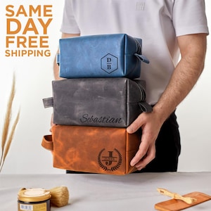 Anniversary Gift For Him Husband, Personalized Leather Toiletry Bag Birthday Gifts For Him, Groomsmen Gifts Set, Men&#39;s Custom, Dopp Kit Men