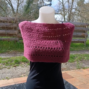 Warm and soft crochet shoulder warmer image 1