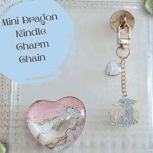 Mini Dragon Kindle Charm Chain, Kindle Decorations, E-reader Decorations, Dragon Kindle Paperwhite Charm, Gifts for Kindle Book Lovers