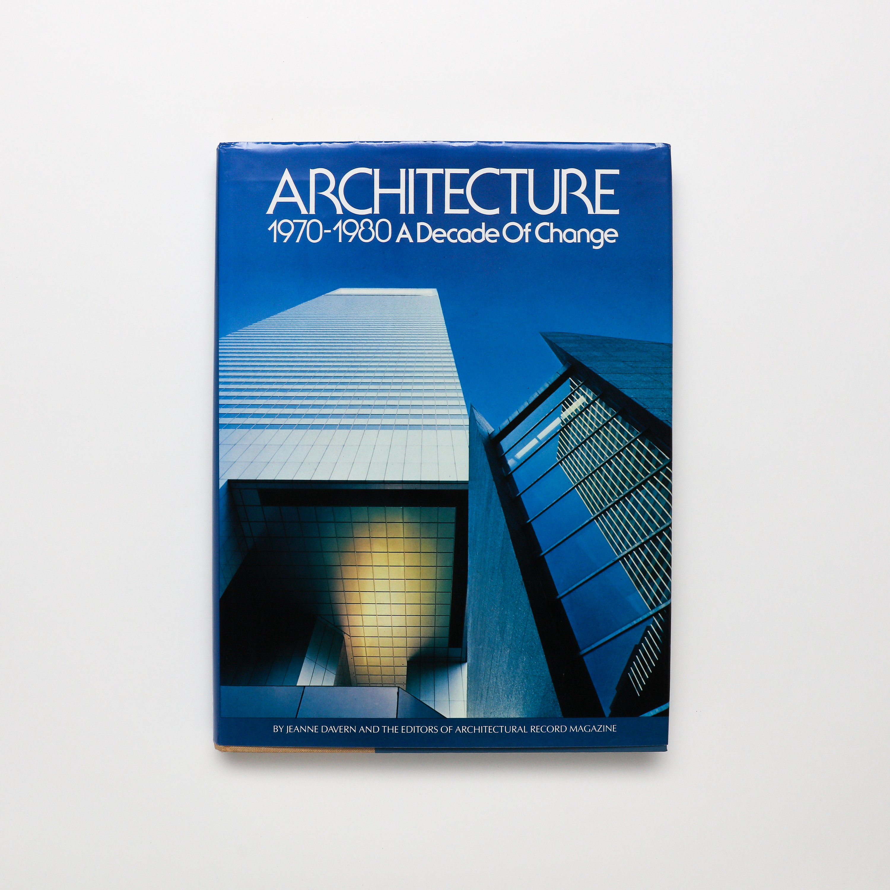 洋書 New York Architecture 1970 to 1990 Architecture, 1970 - 1980, A Decade of Change - Vintage Coffee