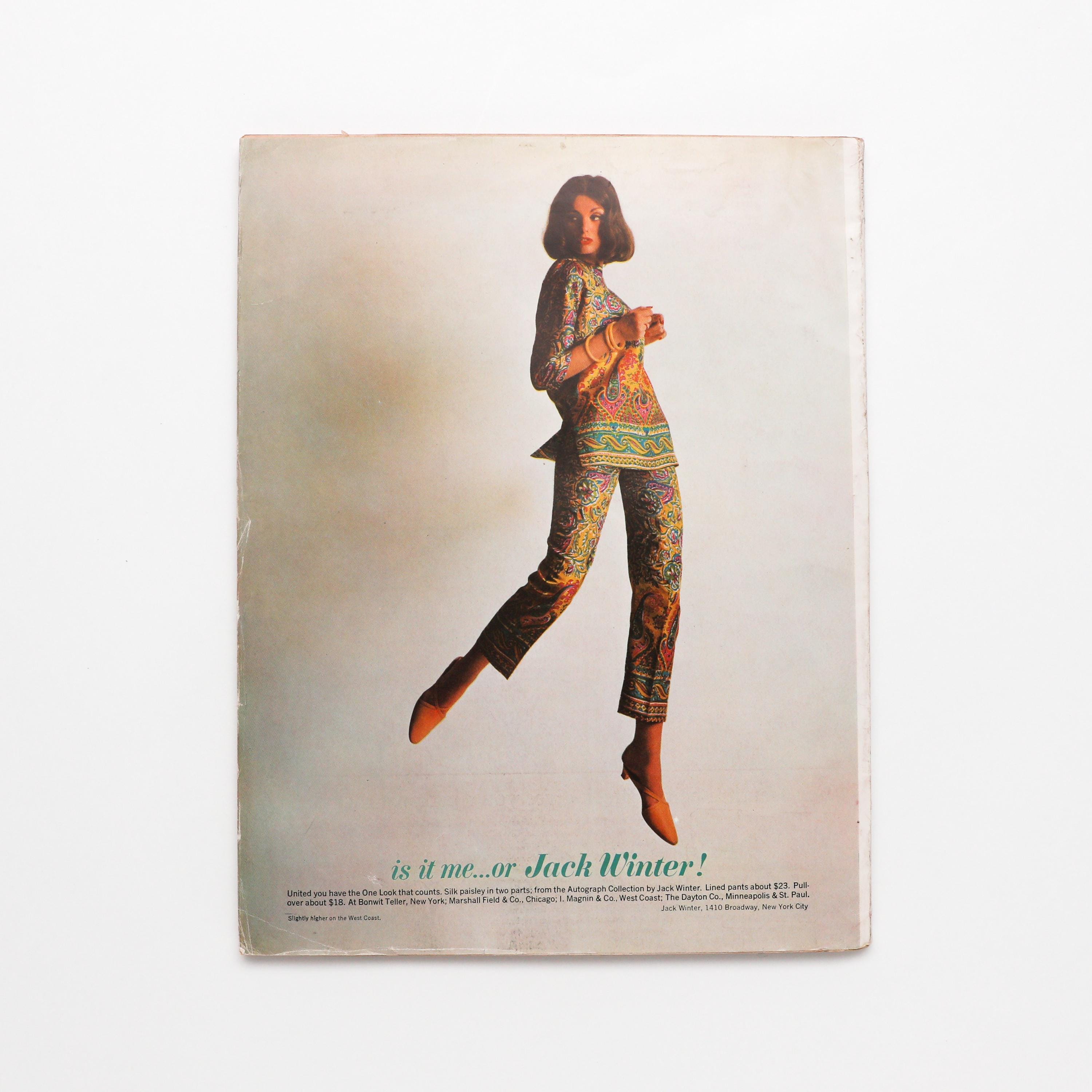 Harper's Bazaar, November 1963 - Vintage Fashion Magazine, Coffee