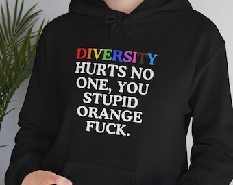 Mångfald skadar ingen Hoodie: Politiskt uttalande Hoodie