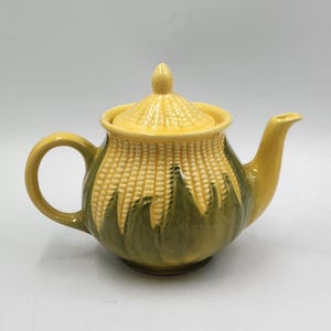 ヴィンテージ バークス磁器ティーポット：チェコスロバキア ベルフォー