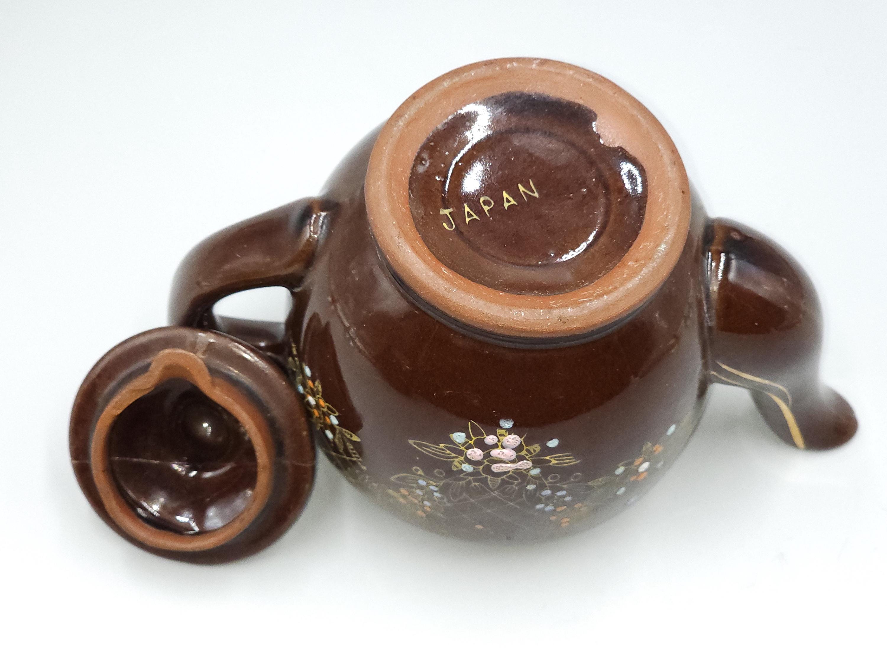 ヴィンテージの日本製モリアージュ茶釉ティーポット。2個セット。1940