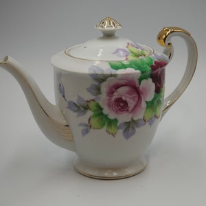 Occupied Japan Teapot, 1947, Perfect condition, hand painted, Roses,  Marked on Bottom