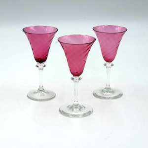 Steuben Cranberry Optic Swirl Pink Cordial Crystal Glasses 1903-1922, Corning, NY, USA
