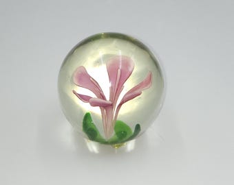 Flower Paperweight.   Late 1980's. Pink's and Greens. 1980's
