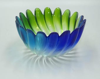 Vintage Original Walther Glas Ombre Blue Green Solaris Bowl.  Flower Pattern 1970, Germany
