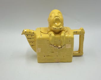 Humpty Dumpty Yellow Teapot.  1930's, England.