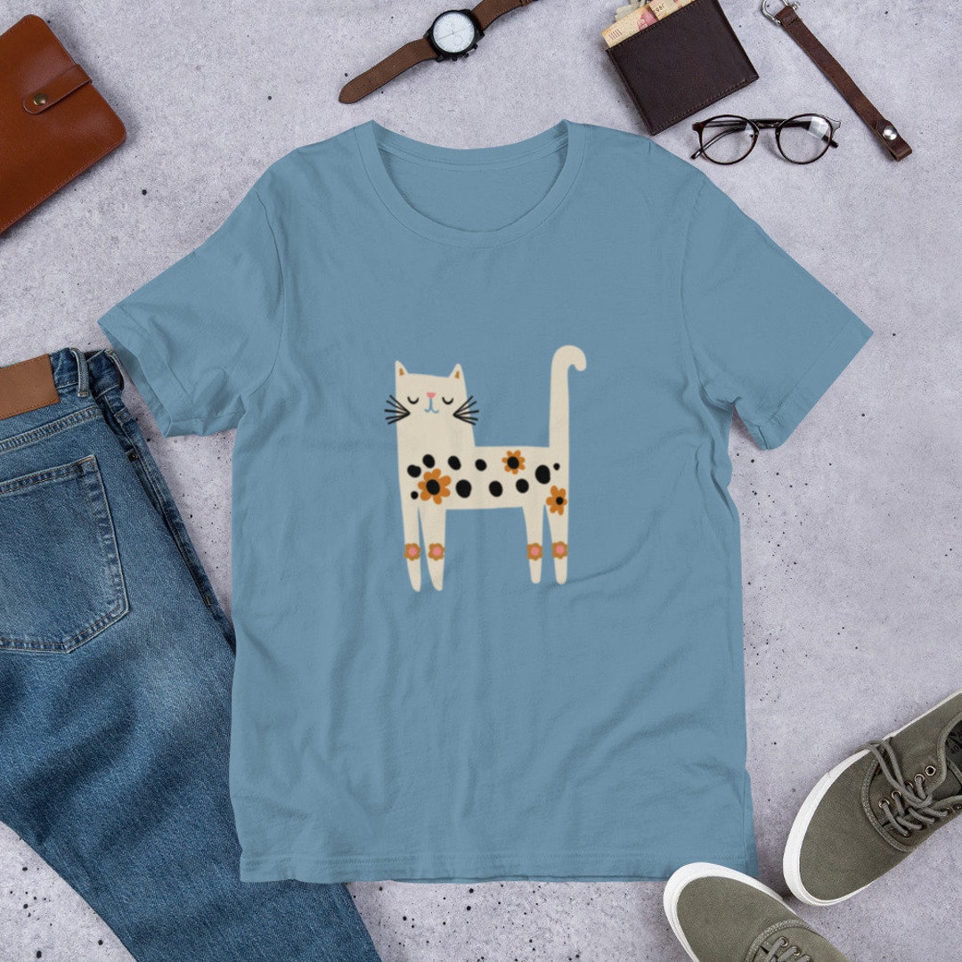BOHO Cat Shirt, Cat Lovers Tshirt, Vintage Cat Tshirt, Cat Mom Shirt, Cat Lovers Gift Idea