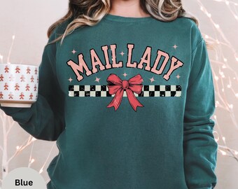 Mail Lady Garment-Dyed Sweatshirt - Warm & Trending Post Persönlichkeit Top, Geschenk für Post Person, ländlichen Postträger