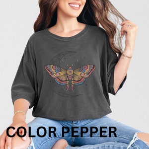 Bohemian Moth and Moon Women&#39;s T-Shirt - Celestial Style Tee