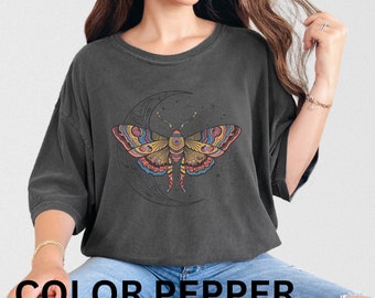 Bohemian Moth and Moon Women's T-Shirt - Celestial Style Tee