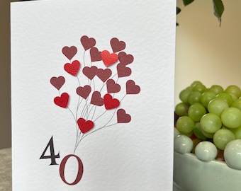 Carte d'anniversaire rubis. Carte d'anniversaire de mariage pour femme 40e. Carte d'anniversaire de 40 ans faite main. Fait main avec des coeurs rouges 3D, année rubis