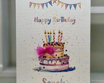 Une belle carte pour 10 ans faite main et personnalisée. Ajoutez un nom, un âge ou les deux ! Orné de plus de 50 pierres précieuses et d'un noeud rose.