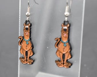 Very nice Scooby-Doo emblem earring