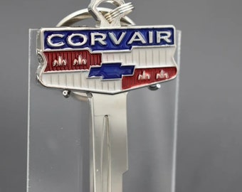 Porte-clés Corvair qui ressemble à la clé Corvair d'origine. Ce ne sont que des porte-clés !