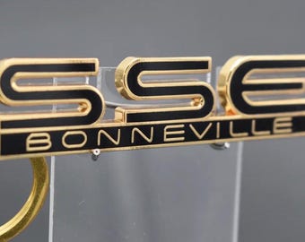Very nice black and gold Pontiac Bonneville keychain