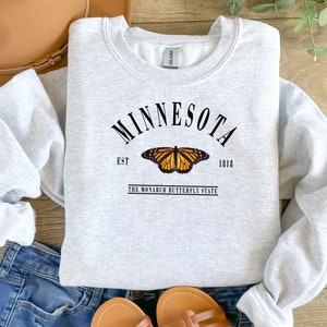 Minnesota State Butterfly Embroidered Crewneck - Monarch Butterfly