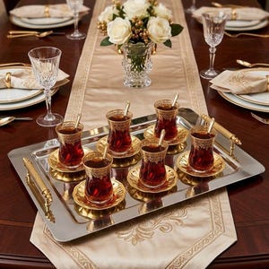 Bandeja de servir em aço inoxidável com alças douradas, bandeja retangular prateada de luxo, 45 x 30 cm, travessa grande para 8 pessoas.