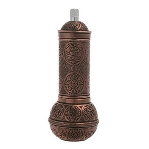 Handcrafted Grinder - Elevate Your Coffee Experience with Zamak and Antique Copper
