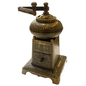 1950 Selahattin Antique Yellow Grinder - Handcrafted Turkish Coffee Mill