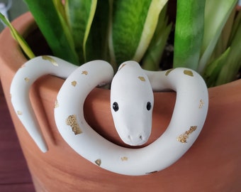 Snake plant pal accessory