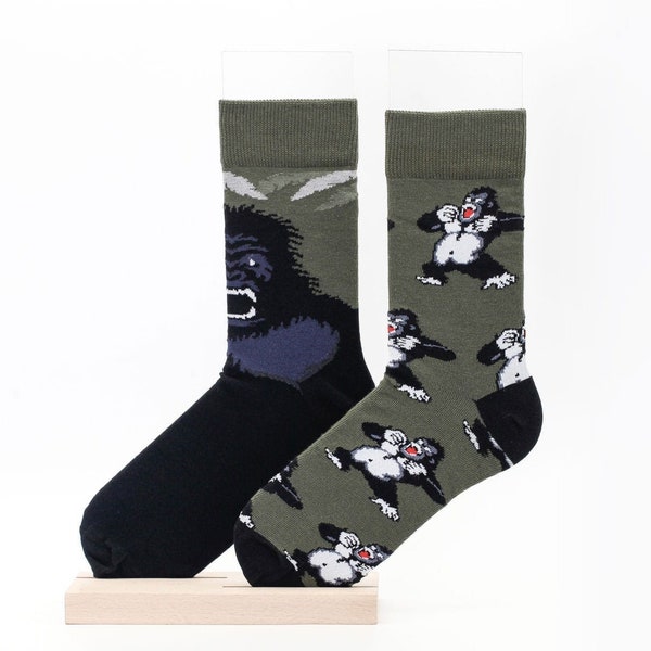 Gorilla Unisex Socken, Lustige Socken, Gemütliche Socken, Männersocken, Frauensocken, Lustiges Design, Verrückt, Coole Socken, Geschenkidee, Perfektes Geschenk, Mismatched