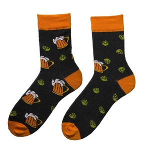 Beer Mug Hop Unisex Socks, Funny Socks, Cozy Socks, Men Socks, Woman Socks, Fun Design, Cool Socks, Gift Idea, Perfect Gift, Mismatched