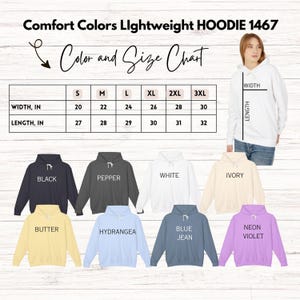 K&ouml;nnte beinhalten: Gr&ouml;&szlig;entabelle f&uuml;r ein leichtes Hoodie in verschiedenen Farben, darunter Schwarz, Pfeffer, Wei&szlig;, Elfenbein, Butter, Hortensie, Jeansblau und Neonviolett. Die Tabelle zeigt die Breite und L&auml;nge in Zoll f&uuml;r die Gr&ouml;&szlig;en S bis 3XL.