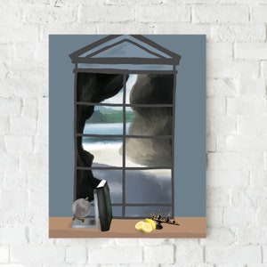 Puede incluir: Una pintura de una ventana con vista a una playa y una cueva. Debajo de la ventana, sobre una superficie de madera, hay un libro, un globo terráqueo y limones.