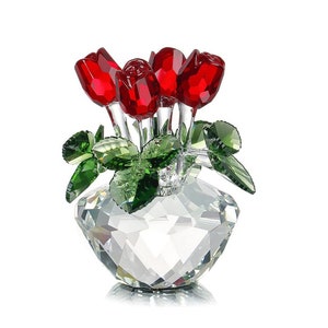 Clear quartz handle // wedding bouquet 🔮 Available on March 3rd 9AM P