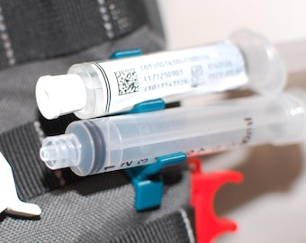10mL Syringe Snap Holder for 2x 10mL syringes. Great for nurses, paramedics, healthcare. Keychain & Universal Clip
