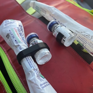 10 mL Vial & Syringe Holder | EMS, Nurse, Paramedic, ER, Hospital, Flight | Keychain, Clip, MOLLE | Fits Badge, Scrubs, Pocket | 3D Printed