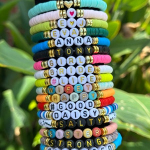 Bracelet d'amitié en perles personnalisées, commande groupée de bracelets de perles personnalisés avec prénom image 2