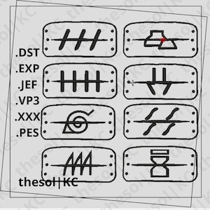 Può includere: Un set di otto toppe ricamate in bianco e nero con diversi disegni. Le toppe sono rettangolari e hanno uno sfondo bianco con cuciture nere. I disegni includono un vortice, una serie di linee e un simbolo che assomiglia a una clessidra stilizzata.