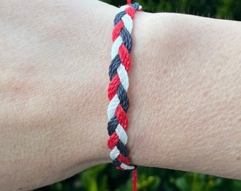 Bracelet tressé sur le thème des Gardiens de Cleveland • Bleu marine, rouge et blanc