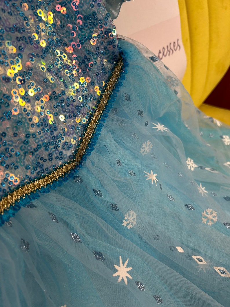 Déguisement princesse Elsa fille pour cosplay Elsa, fête d'anniversaire fille Elsa et déguisement fille Elsa, robe princesse fleur Elsa image 5