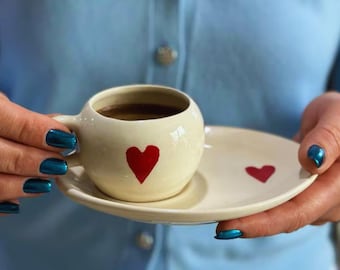 Juego de taza y platillo de cerámica para espresso con diseño de corazón
