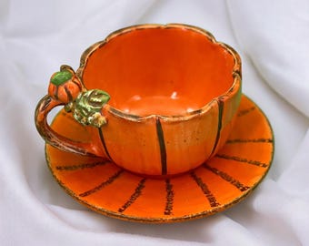 Vintage-inspirerad pumpakopp och fatset | Höstdekorationer och porslin