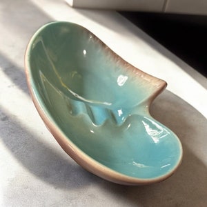 Vintage Pottery Teal & Tan Trinket Dish Ashtray, Made in USA, 1970s Retro Ceramic Ash Tray