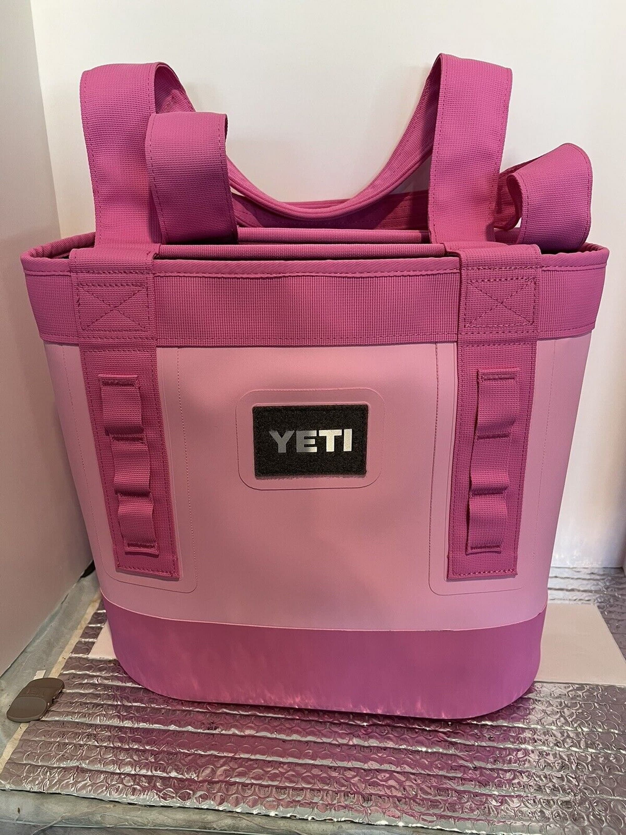 Yeti Camino Carryall 35 Tote Bag - bimini pink rare limited edition