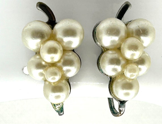 Vintage Faux Pearl Grape Cluster Earrings Screw B… - image 1