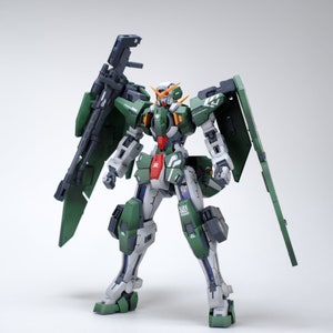 バンダイ MG 1/100 「ガンダムキュリオス」 塗装済み - Etsy 日本