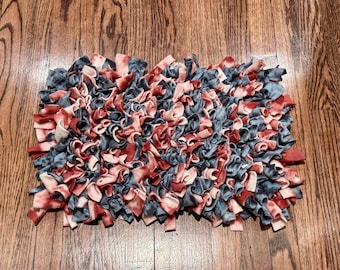 Large Fleece Snuffle Mat – Foraging Enrichment Toy for Pets