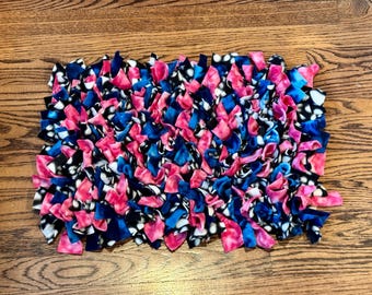 Large Fleece Snuffle Mat – Foraging Enrichment Toy for Pets (12x18in)